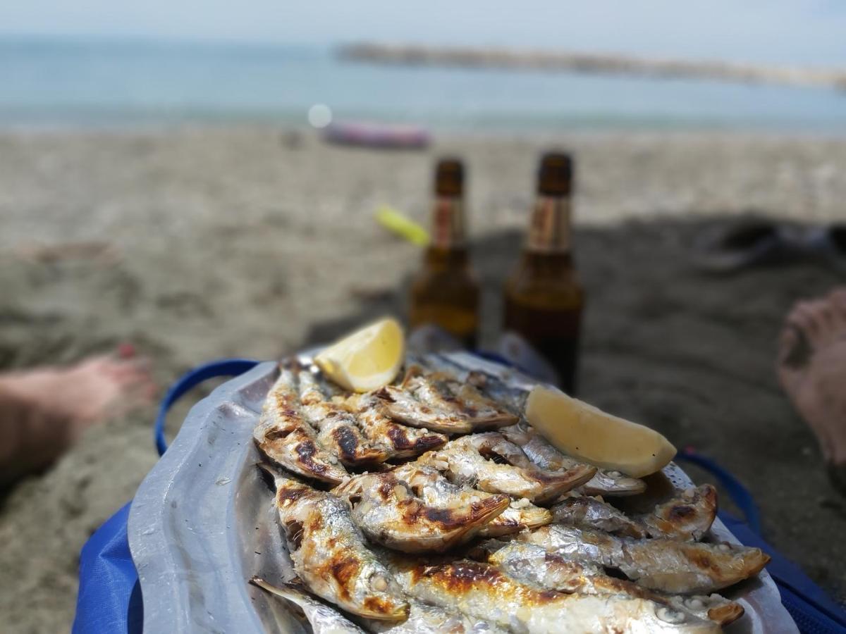 Del Parque Flats Pina Beach Малага Екстер'єр фото